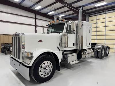 Peterbilt 389 Sleeper Semi Truck - Flat Top Sleeper, Paccar 485HP, 13 Speed Manual