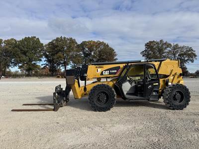 Caterpillar TL1055D Telehandler - 10000lb Capacity, 55ft Lift Height