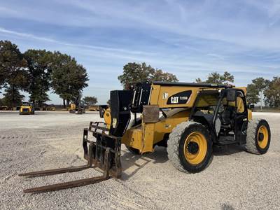 Caterpillar TL1255D Telehandler - 12000lb Capacity