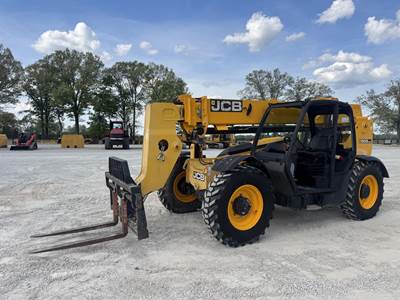 JCB 506-36 Telehandler - 6000lb Capacity, 36ft Reach