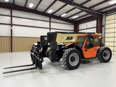 JLG 1255 Telehandler - 12000lb Capacity