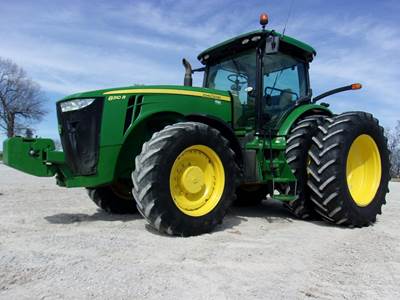 John Deere 8310R Tractor