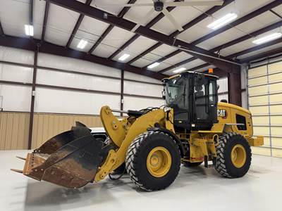 Caterpillar 926 Wheel Loader