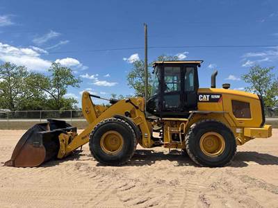 Caterpillar 926M Wheel Loader