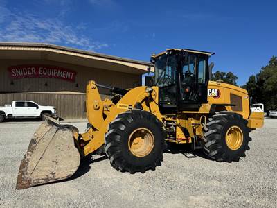 Caterpillar 938M Large Wheel Loader