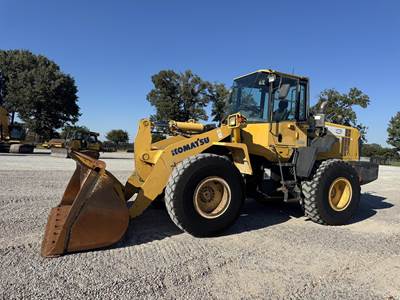 Komatsu WA320-6 Large Wheel Loader