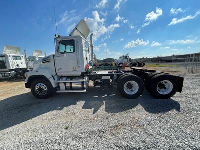 2021 Western Star 4700SF Day Cab Truck