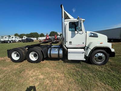 2021 Western Star 4700SF Day Cab Truck