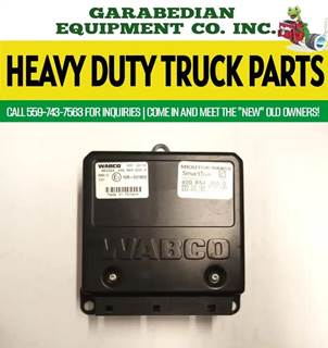Wabco ABS-E ABS Control Module for a Freightliner Cascadia 125
