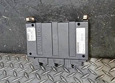 Wabco ABS Control Module for a Freightliner Cascadia 116 Day Cab