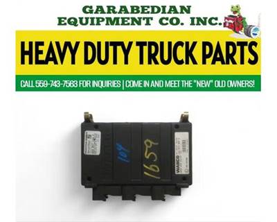 Wabco SMARTTRAC ABS Control Module for a Freightliner Cascadia 126