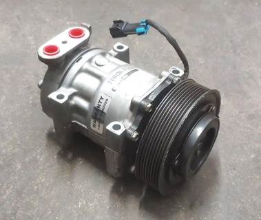 Freightliner A/C Compressor