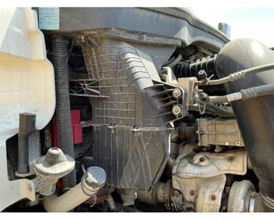 Freightliner Cascadia 126 Right Air Cleaner / Air Filter Housing for a Freightliner CASCADIA