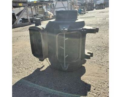 Kenworth T2000 Air Cleaner / Air Filter Housing