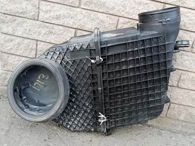 Kenworth T680 Air Cleaner / Air Filter Housing