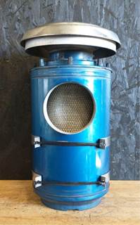 Peterbilt 379 Air Cleaner / Air Filter Housing