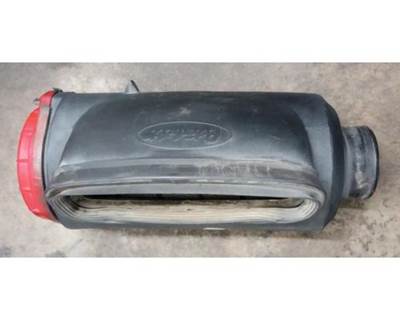 Peterbilt 386 Air Cleaner / Air Filter Housing