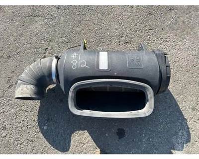Peterbilt 386 Air Cleaner / Air Filter Housing