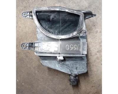 Peterbilt 579 Right Air Cleaner / Air Filter Housing