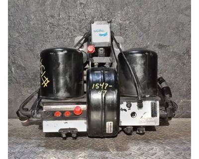 Peterbilt Air Dryer for a Peterbilt 579