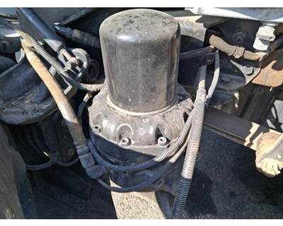 Bendix CASCADIA 125 Air Dryer for a Freightliner Cascadia 125