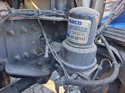 Freightliner Cascadia Air Dryer