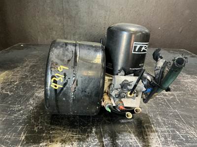 Peterbilt 587 Air Dryer