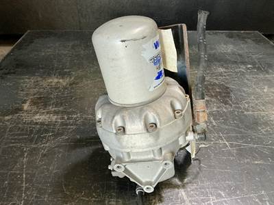 Freightliner Air Dryer for a Wabco Cascadia 125