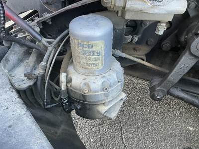 Wabco Cascadia Air Dryer for a Freightliner CASCADIA