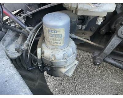 Wabco Cascadia Air Dryer for a Freightliner CASCADIA