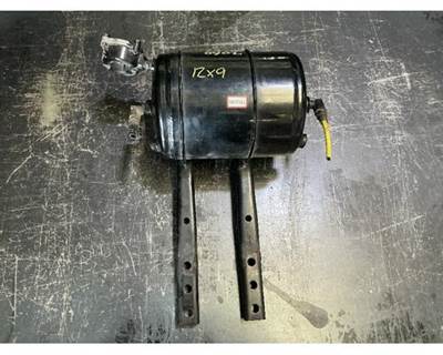 Freightliner Cascadia 126 Air Tank