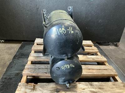 Freightliner Cascadia Left Air Tank