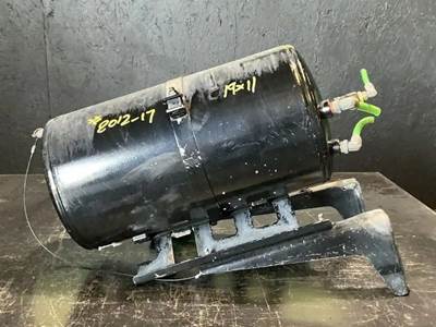 Freightliner M2 106 Air Tank