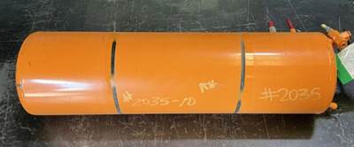 Sterling L8500 Air Tank