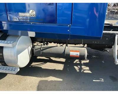 Western Star 4900FA Left Air Tank for a Western Star 4900 FA