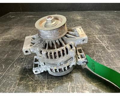 Delco Remy 8600201-28SI Alternator for a Freightliner Cascadia 113
