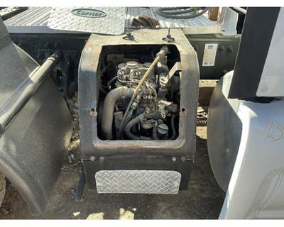 Carrier COMFORTPRO 200INT Auxiliary Power Unit (APU) for a Peterbilt 579