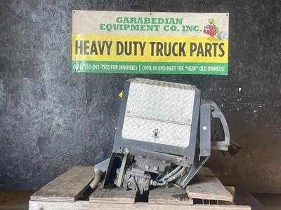 Freightliner Cascadia 125 Auxiliary Power Unit (APU)