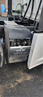 Freightliner Cascadia 125 Auxiliary Power Unit (APU)