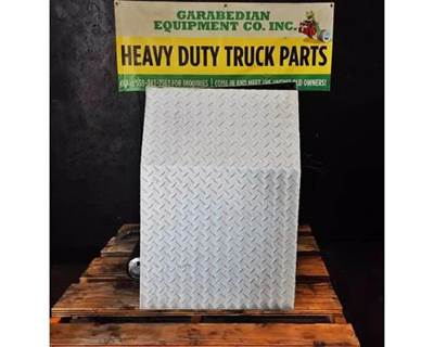 Freightliner Cascadia 125 Auxiliary Power Unit (APU)