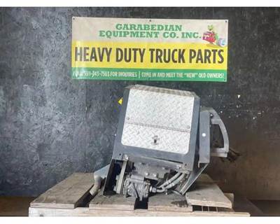 Freightliner Auxiliary Power Unit (APU) for a Freightliner Cascadia 125