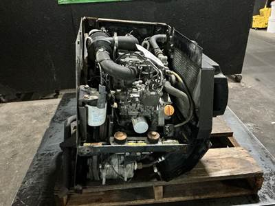 Thermo King TRIPAC Auxiliary Power Unit (APU) for a Freightliner Cascadia 125