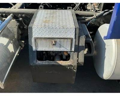 Thermo King TRIPAC Auxiliary Power Unit (APU) for a Western Star 4900 FA
