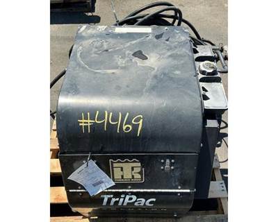 Thermo King TriPac Evolution Right Auxiliary Power Unit (APU) for a Peterbilt 579