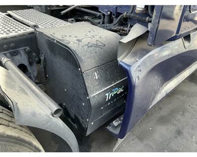 Thermo King TriPac Evolution Auxiliary Power Unit (APU) for a Kenworth T680