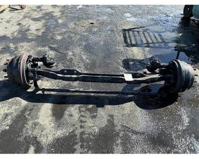 Detroit CASCADIA 126 Front Axle Assembly for a Freightliner Cascadia 126