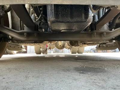 Detroit DA-F-12.0-3 Front Axle Assembly for a Freightliner Cascadia 113