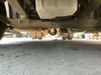 Detroit DA-F-12.0-3 Front Axle Assembly for a Freightliner Cascadia 113