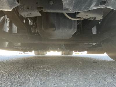 Detroit DA-F-12.0-3 Front Axle Assembly for a Freightliner CASCADIA