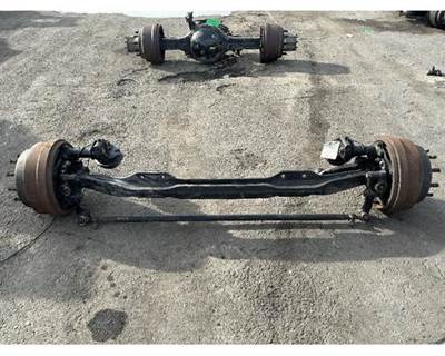 Detroit DA-F-12.0-3 Front Axle Assembly for a Freightliner Cascadia 126